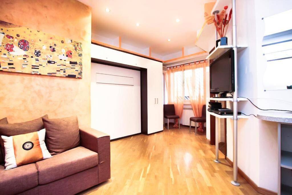 Petite Home In Ρώμη Εξωτερικό φωτογραφία